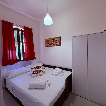 Indipendente Simius 펜션 빌라시미우스